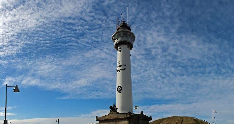 Simonehoeve and overnight stay in Egmond aan Zee - with voucher for Simonehoeve Experience